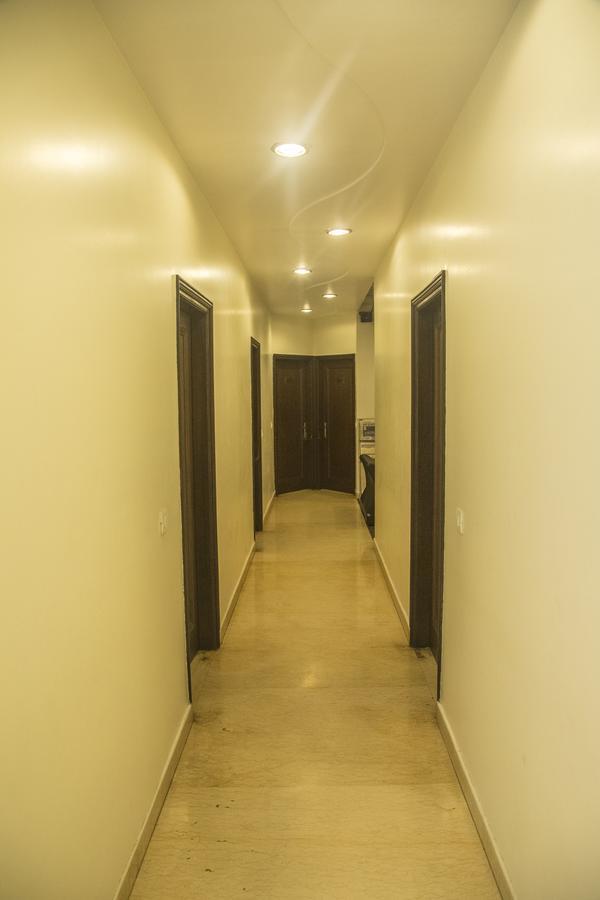 Hotel Amby Inn New Delhi Eksteriør billede