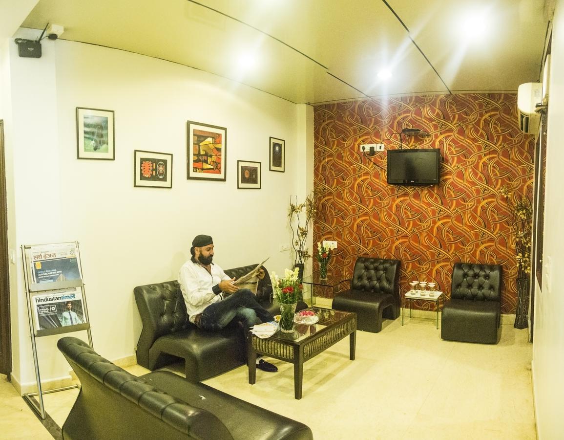 Hotel Amby Inn New Delhi Eksteriør billede
