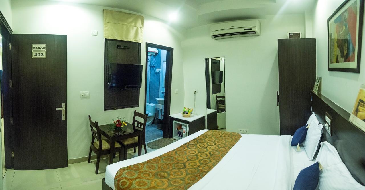 Hotel Amby Inn New Delhi Eksteriør billede